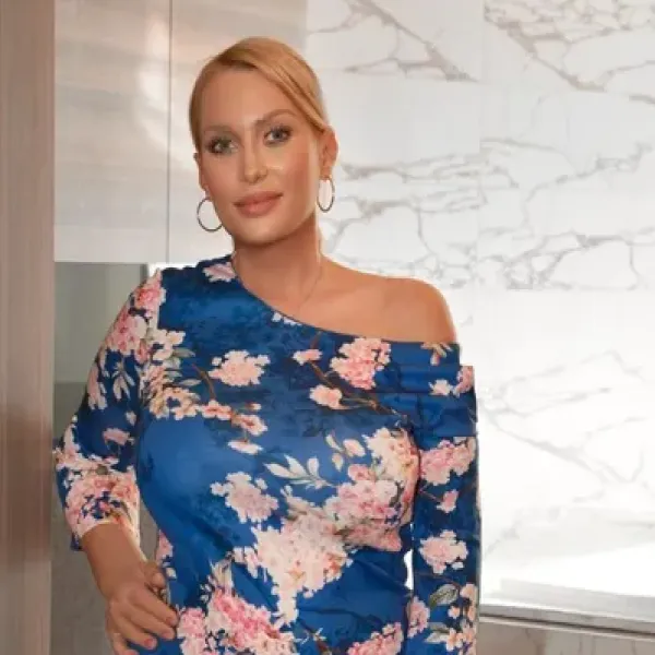 Topanzeige - Premiumannonce im Erotikportal Berlin: Alina