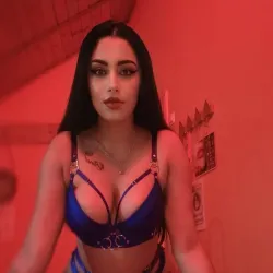 Berliner Erotikmodell Alisa - PRIVATMODELLE