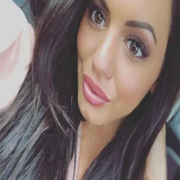 Berliner Erotikmodell Süße Arabische Prinzessin - PRIVATMODELLE