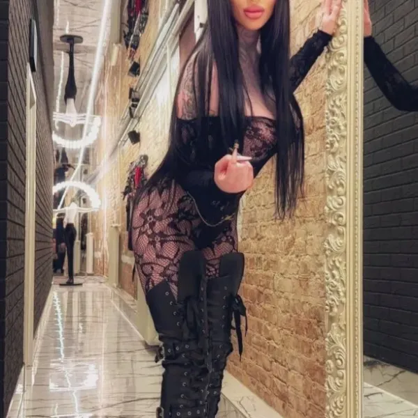 Sexinserate Berlin - Tipp: erotikportal/dominant-bizarr/dominas/lady-kim880/bilder/bizarrlady-kim-bild-08.webp