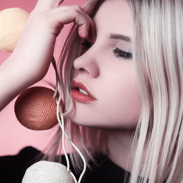 Sex Huren Berlin: Erotikmodell Julia - HAUSHOTEL